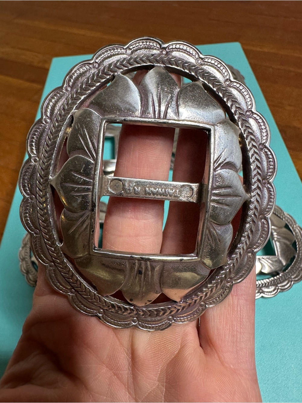 Vintage 1993 Brighton Conches Silver Tone Western For Belt - Picture 4 of 7